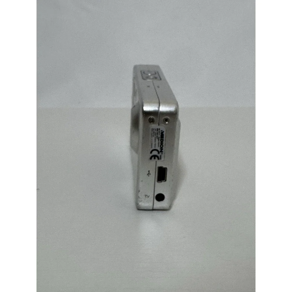 Medion MD 85173 digital camera For Parts Not Working